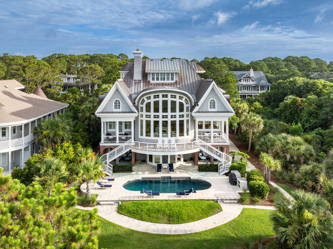 This Week's Golf Real Estate Moves - August 14, 2025