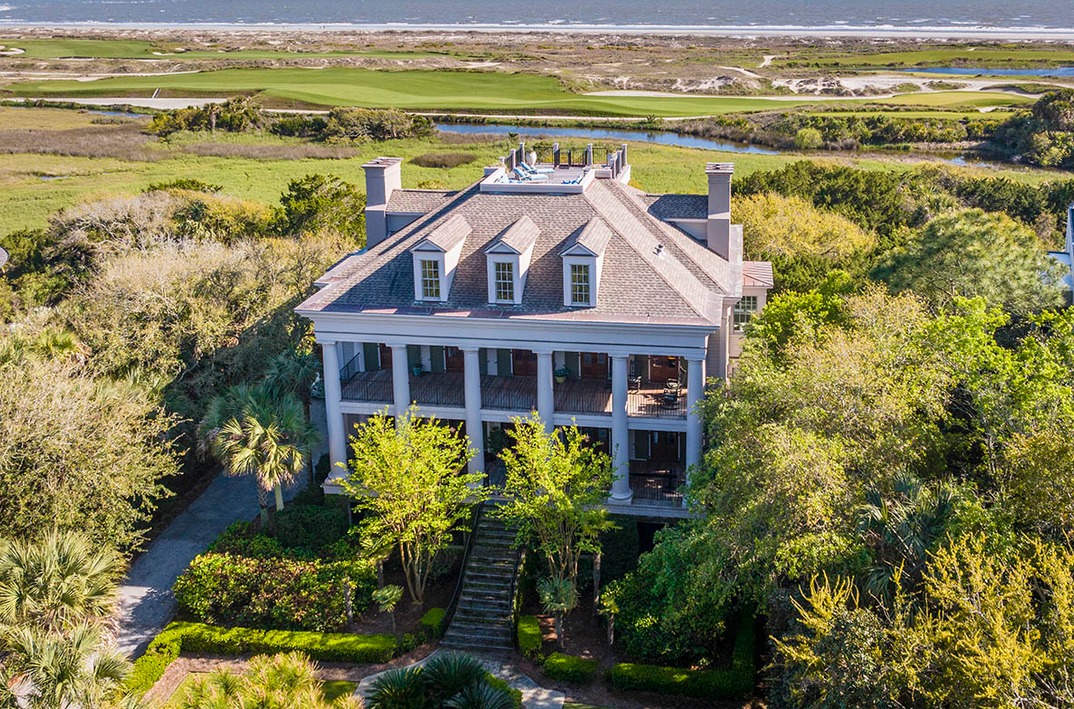 This Week's Golf Real Estate Moves - August 14, 2025