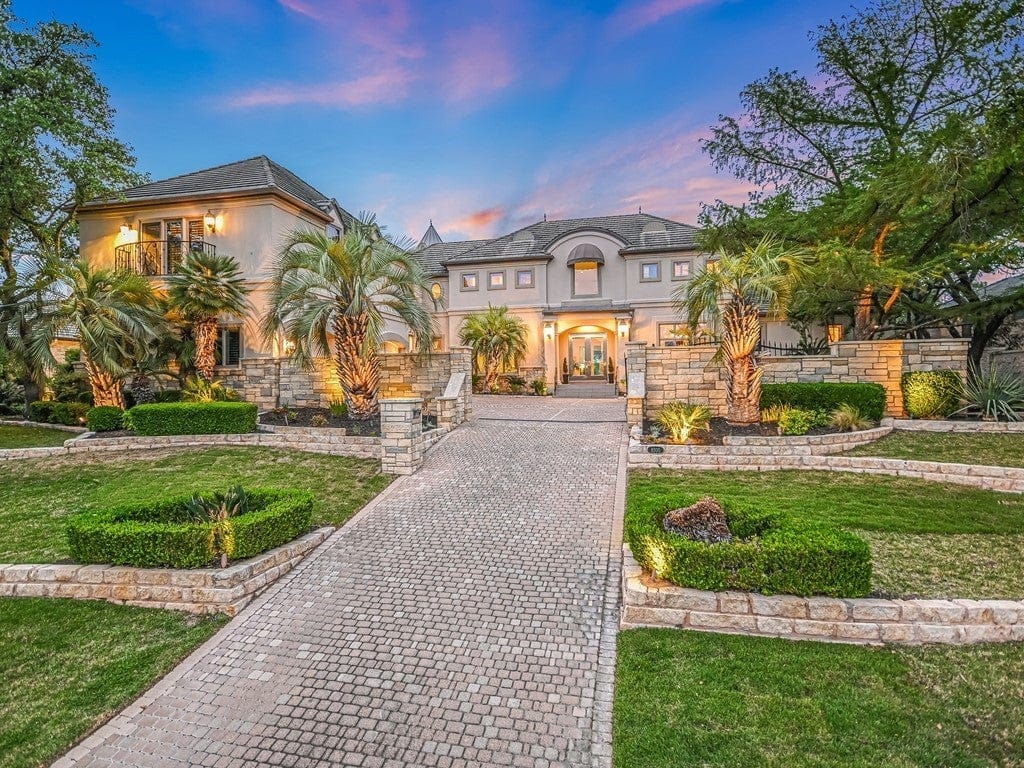 This Week's Golf Real Estate Moves - August 1, 2025