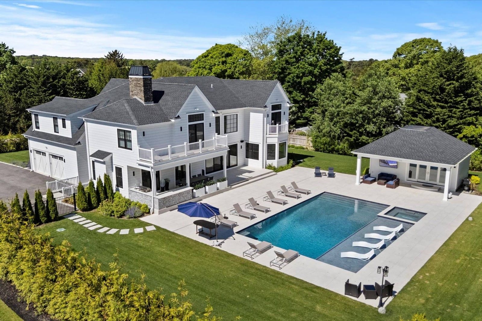 This Week's Golf Real Estate Moves - August 1, 2025