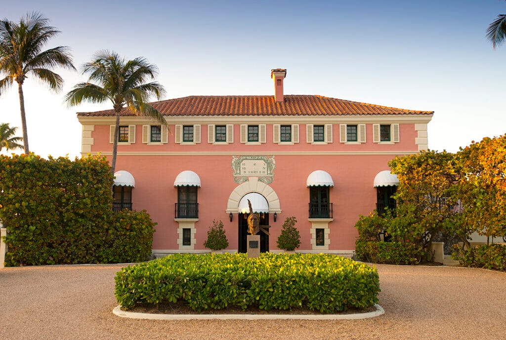 Seminole Golf Club's clubhouse